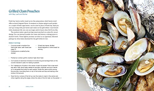 Shellfish: Recipes with the Fresh Taste of the Sea (A Seafood Cookbook)