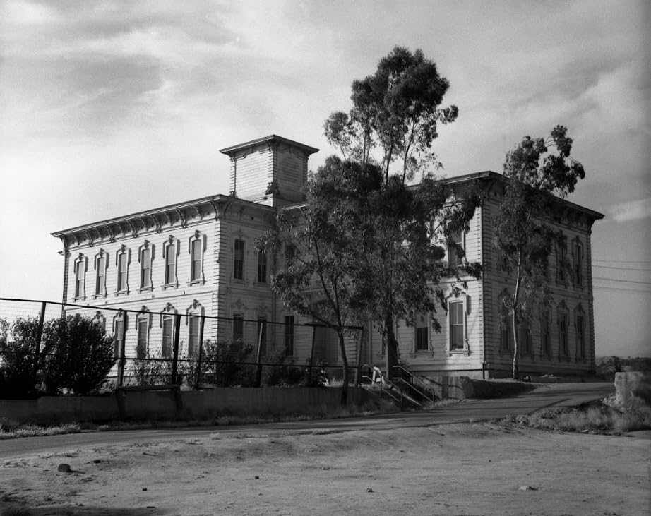 Los Angeles Before the Freeways: Images of an Era 1850–1950