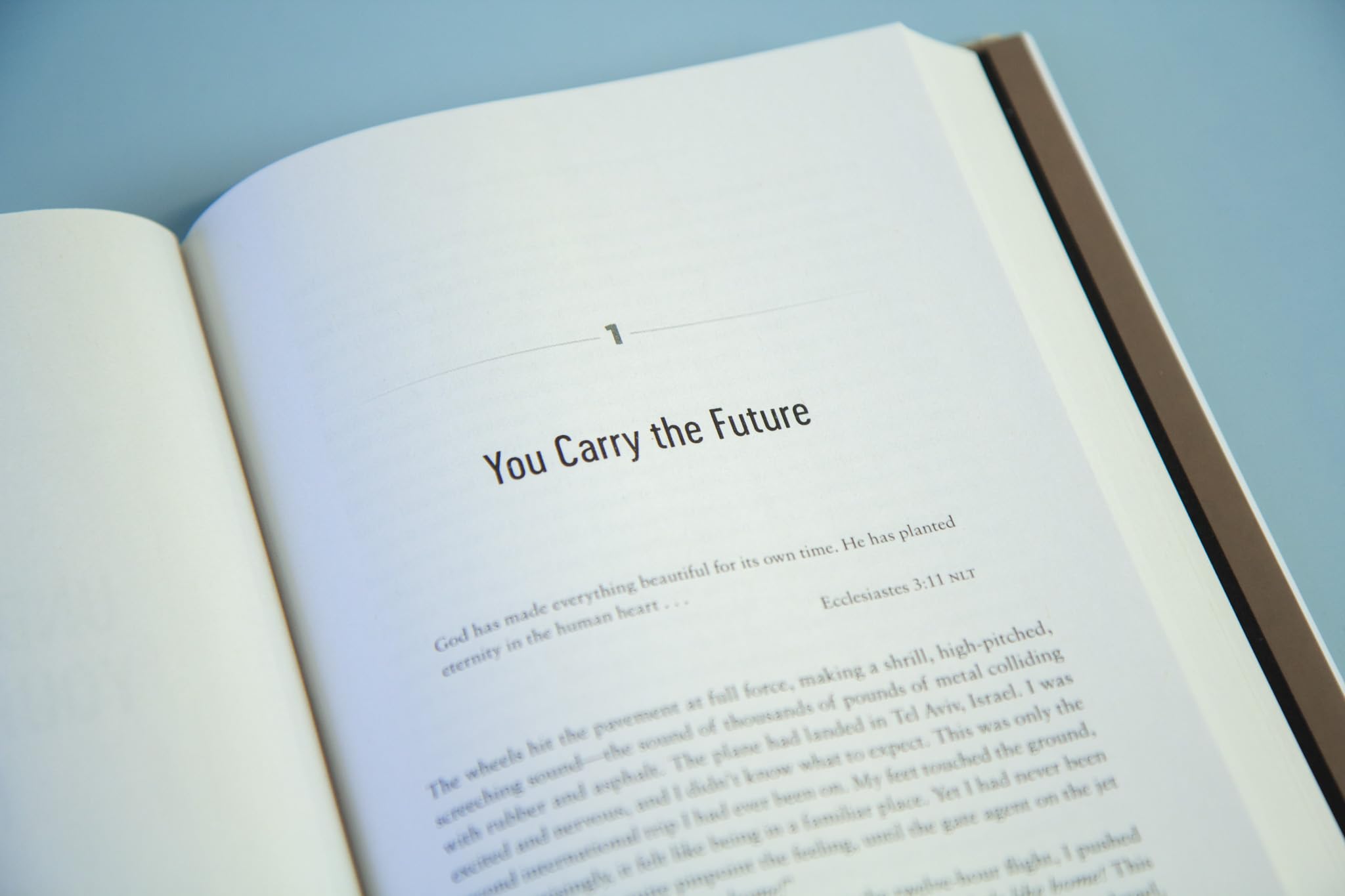 When God Speaks: Thrive in Uncertain Times and Gain Confidence for Your Future – Understanding and Applying Prophetic Insights in Your Life