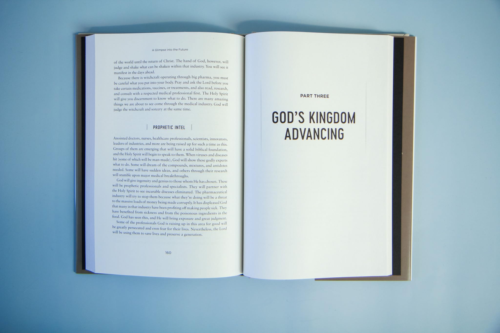 When God Speaks: Thrive in Uncertain Times and Gain Confidence for Your Future – Understanding and Applying Prophetic Insights in Your Life