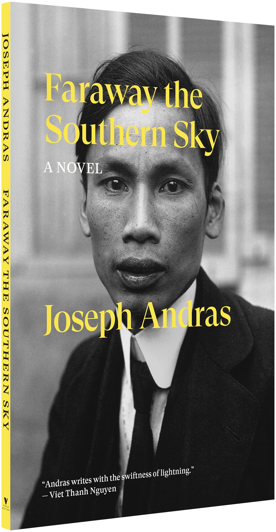 Faraway the Southern Sky: A Novel (Verso Fiction)