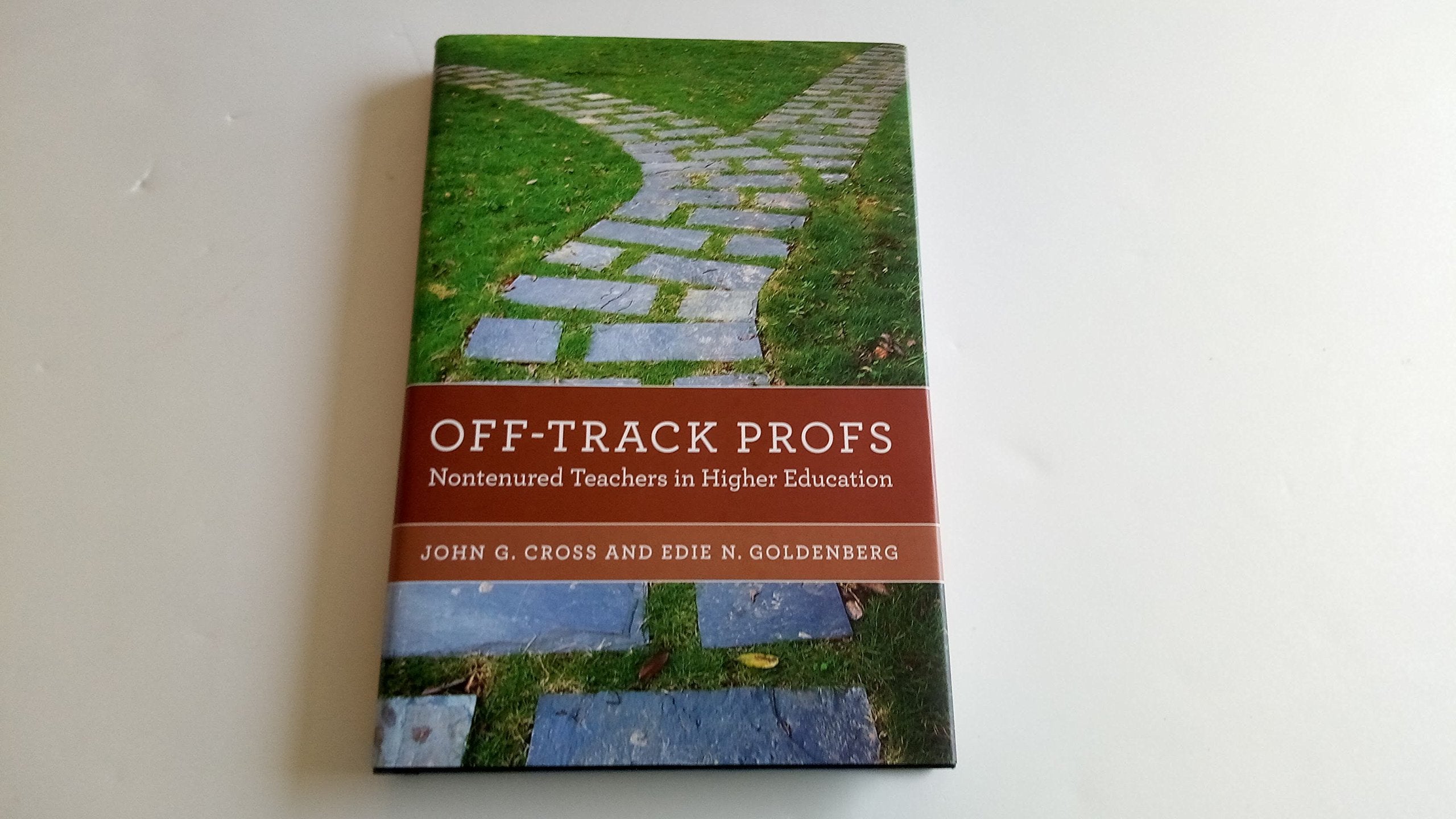 Off-Track Profs: Nontenured Teachers in Higher Education