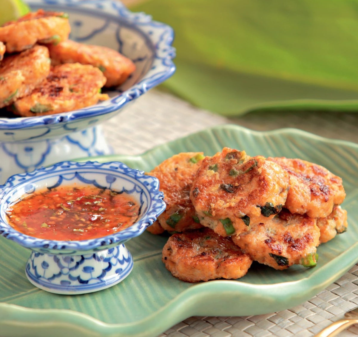 Easy Thai Cooking: 75 Family-Style Dishes You Can Prepare in Minutes