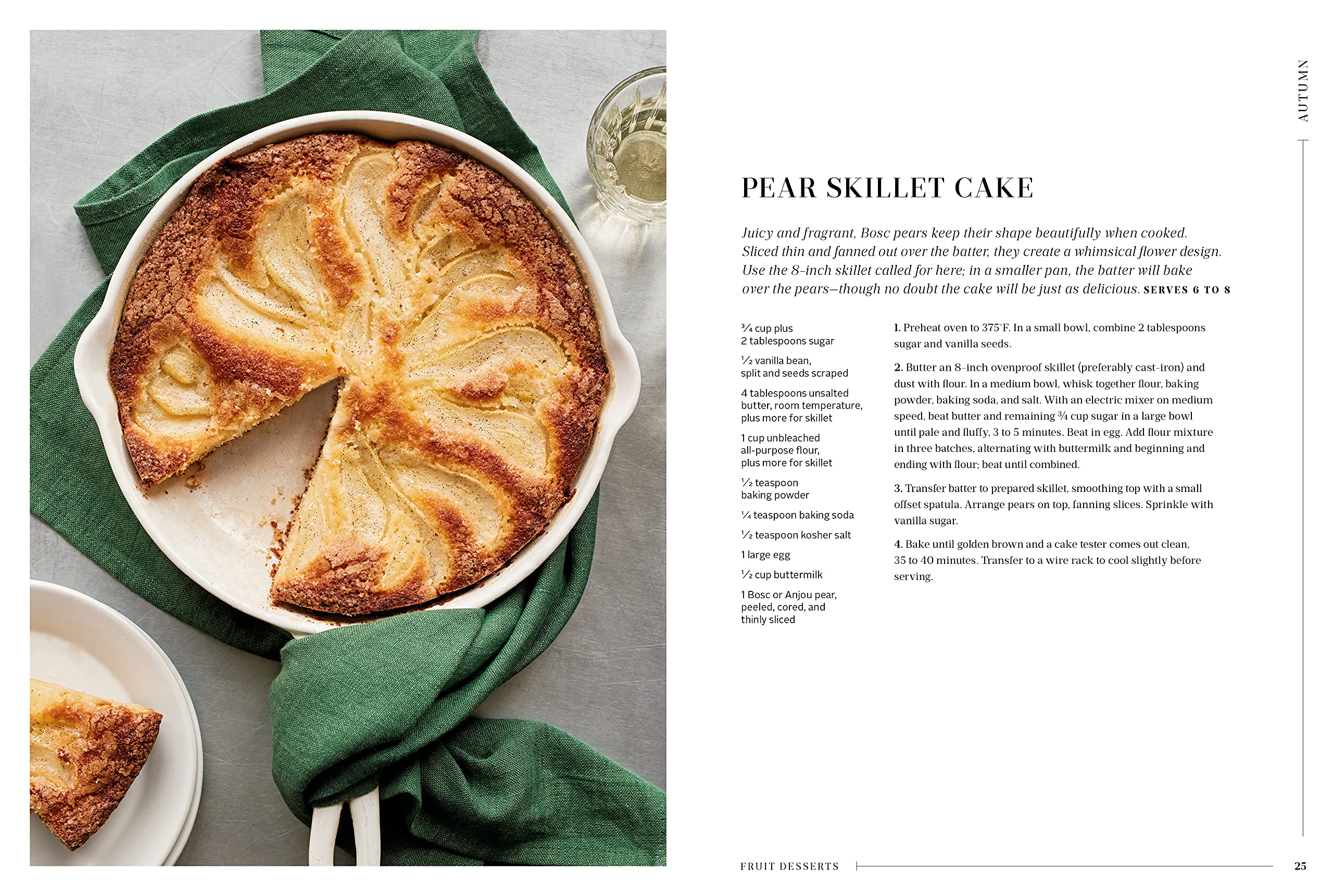 Martha Stewart's Fruit Desserts: 100+ Delicious Ways to Savor the Best of Every Season: A Baking Book